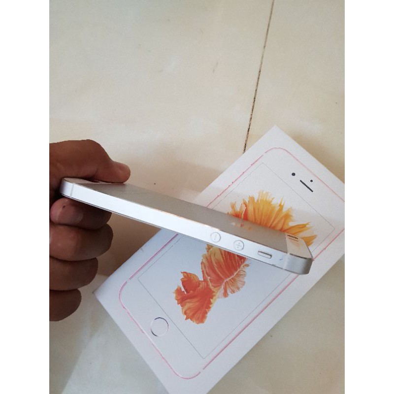 [Mã ELMS5 giảm 7% đơn 300K] điện thoại Iphone SE 32G bản Quốc Tế mới Quốc Tế