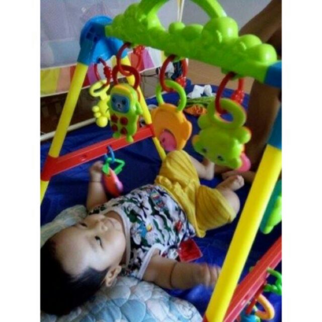 Kệ chữ A con ếch cho bé (có nhạc)
