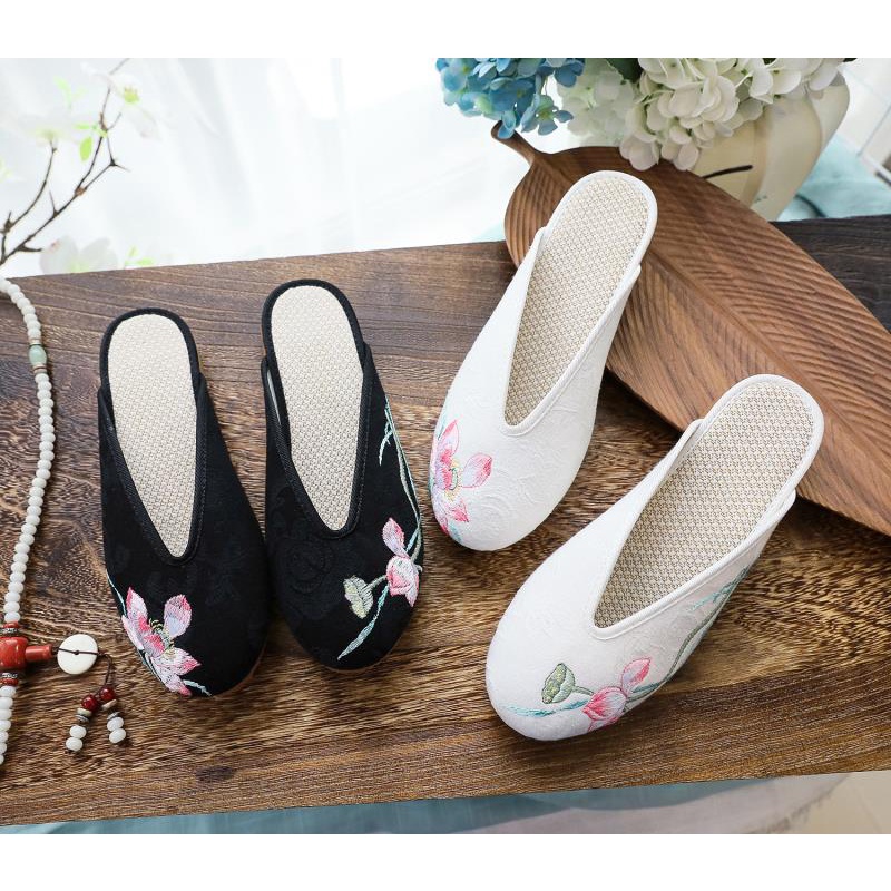 1] Giày Vải Lụa Sáng Thêu Họa Tiết Phong Cách Huihua Dân Tộc Mùa Hè Cho Nữ sanda7