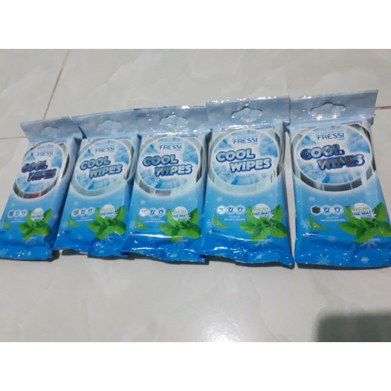 GIÂY ƯỚT/ KHĂN ƯỚT FRESSI COOL WIPES BẠC HÀ THE MÁT GÓI 10 MIẾNG