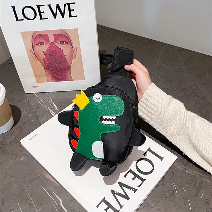 Túi Đeo Chéo Ngực Hình Khủng Long Dễ Thương Cho Bé