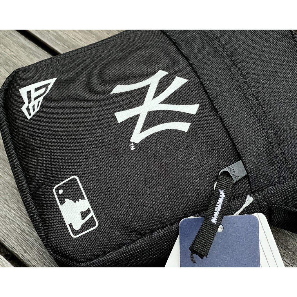 TÚI ĐEO CHÉO MLB SIDE BAG NEWYORK YANKEES CHẤT POLYESTE CAO CẤP, TÚI THỜI TRANG MLB1B80 MÀU ĐEN