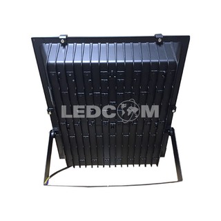 Đèn pha led 200w 0.5 ánh sáng trắng