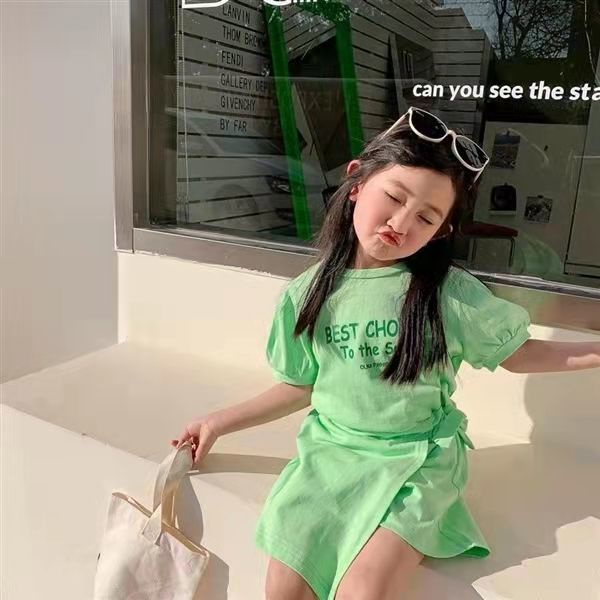 [Khuyến Mãi Bởi Cửa Hàng] Set Áo Thun Tay Ngắn + Quần Short Thể Thao Dáng Rộng Thoải Mái Dễ Phối Đồ Phong Cách Phương Tây Cho Bé Gái