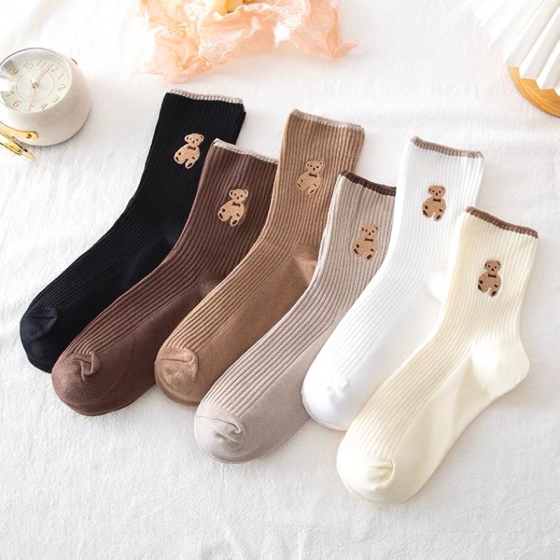 Tất cổ cao, vớ cổ cao nữ trắng họa tiết hình gấu xinh xắn vải cotton co giãn thời trang Hàn Quốc
