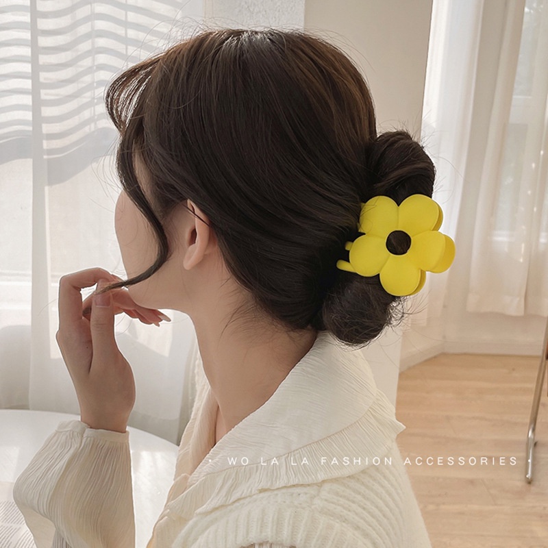 Kẹp Tóc Móng Vuốt Hình Bông Hoa Thời Trang Hàn Cho Nữ
