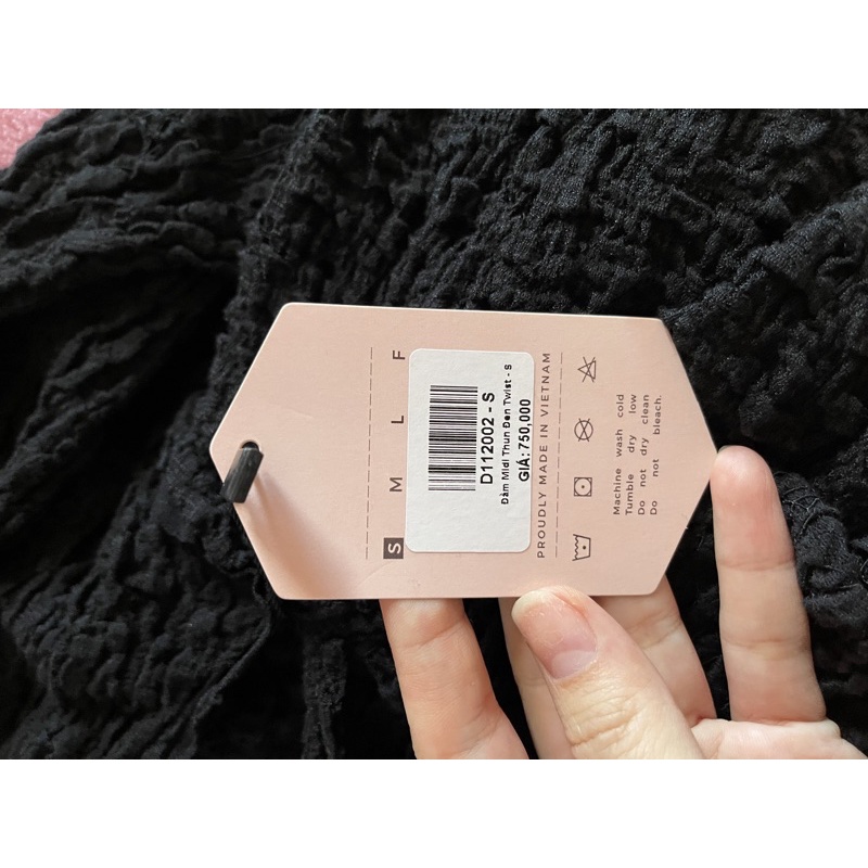 Váy dài xoắn vai Cocosin