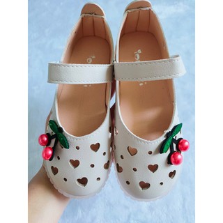 Giày búp bê trắng rọ tim cherry size lớn