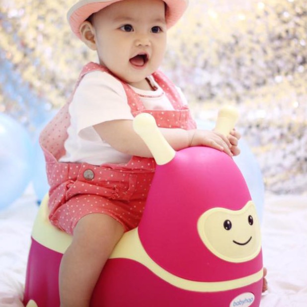 Bô cho bé hình con sâu Babyhop, bô vệ sinh phù hợp với bé trai, bé gái 6 tháng đến 5 tuổi chống trơn trượt có tay nắm