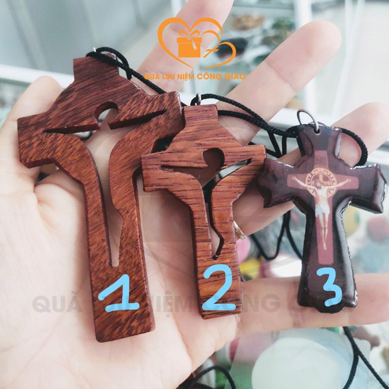 Vòng cổ mặt Thánh Giá bằng gỗ nhiều kích thước