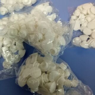 nút nhét cửa nhôm