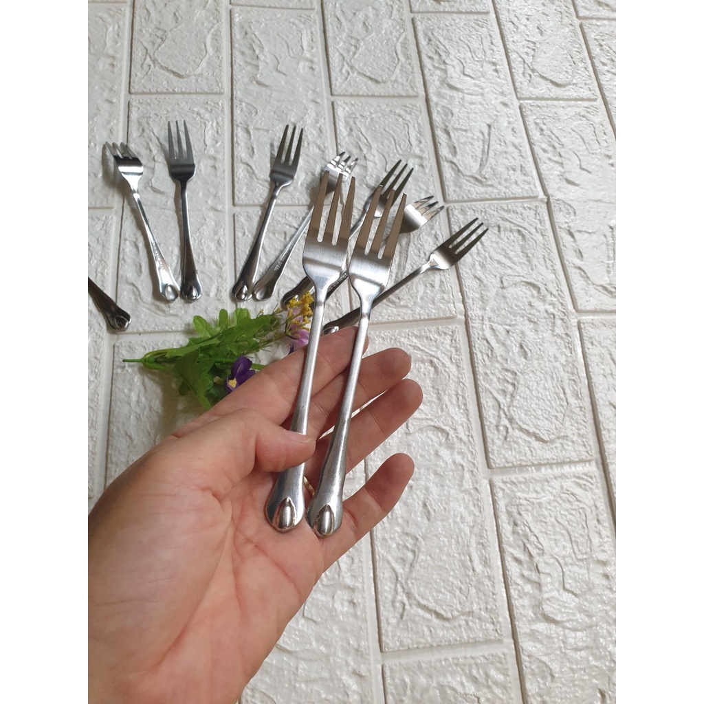 Bộ 10c Dĩa ăn hoa quả, bánh ngọt, mì ý hình giọt lệ, inox sáng bóng KT: 14x1.8cm (ảnh thật)