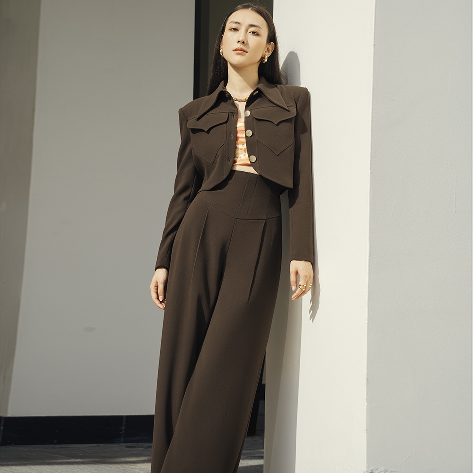 REINA - Croptop Lượn Túi Ôp và Quần Xuông Corset