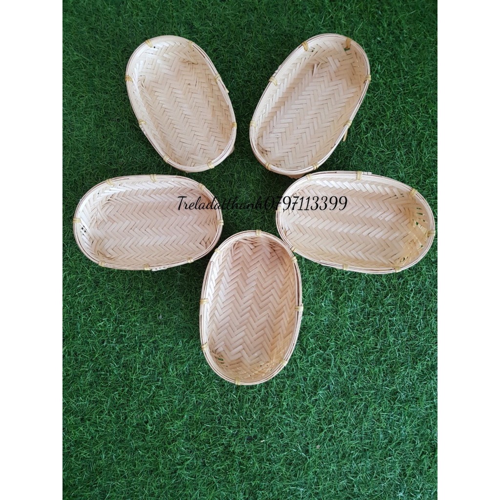 Khay tre đựng bánh mì xinh xắn hình ovan