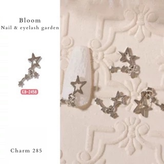 Charm nail gắn móng