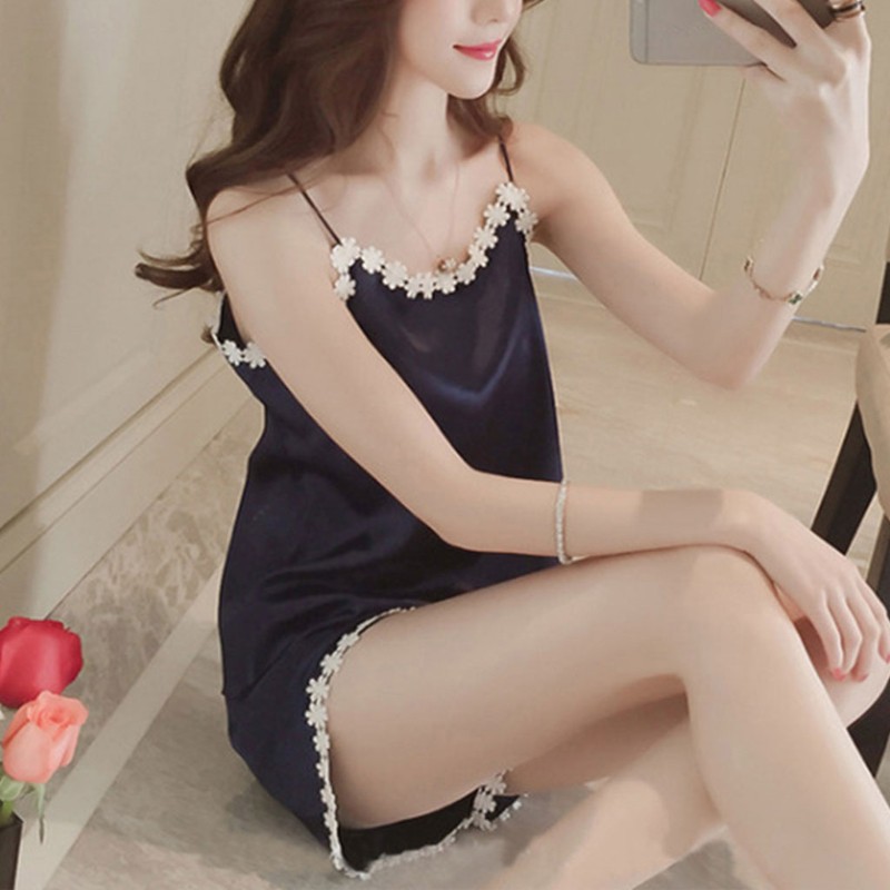 Đồ ngủ lụa phối ren quyến rũ cho nữ | BigBuy360 - bigbuy360.vn