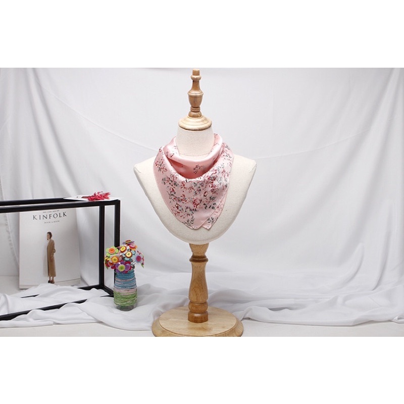 Khăn turban lụa vuông size 70x70cm - Maben