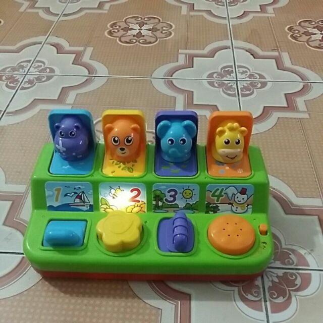 Hộp bất ngờ tăng tương tác và phát triển ngôn ngữ cho bé