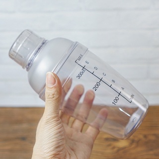 Bình lắc pha chế nhựa chia vạch đen