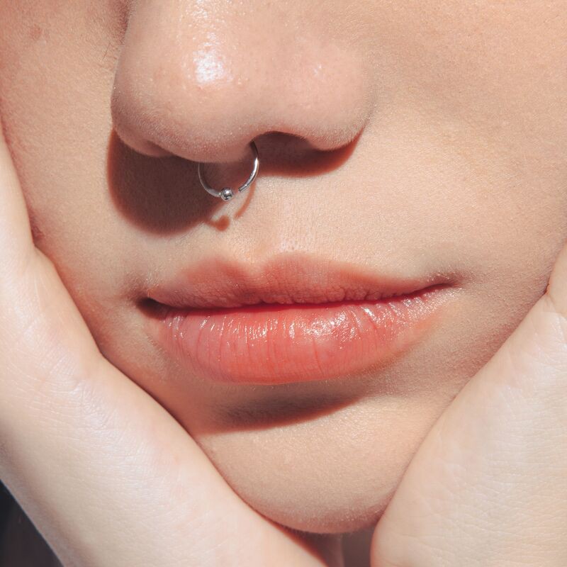 MARBLE NOSE EARRING-SILVER