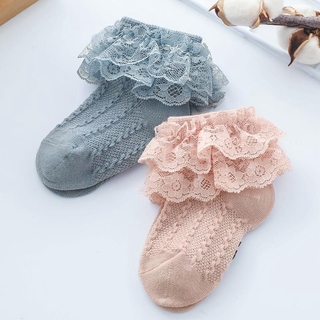 Vớ ren cho trẻ mới sinh