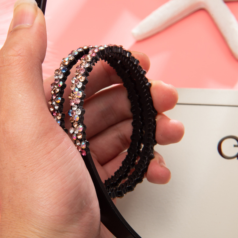 Cài Tóc Hình Hoa Đính Đá Sang Trọng