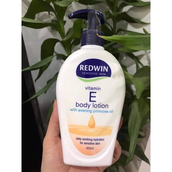 Kem dưỡng da mềm mịn Redwin của Úc với tinh dầu hoa anh thảo và vitamin E