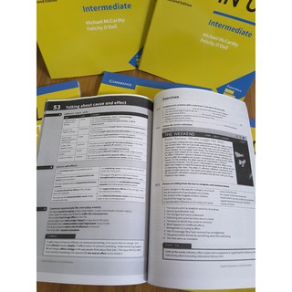 Cambridge English Collocations in Use Intermediate with Answers ( Second Edition)