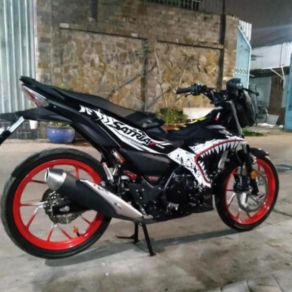 Tem xe cá mập satria fi