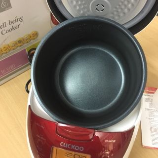 [HÀNG CHÍNH HÃNG] NỒI CƠM ĐIỆN CUCKOO CR0655F