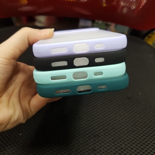 Ốp iPhone 12 (6.1) dẻo viền lưng nhám che camera