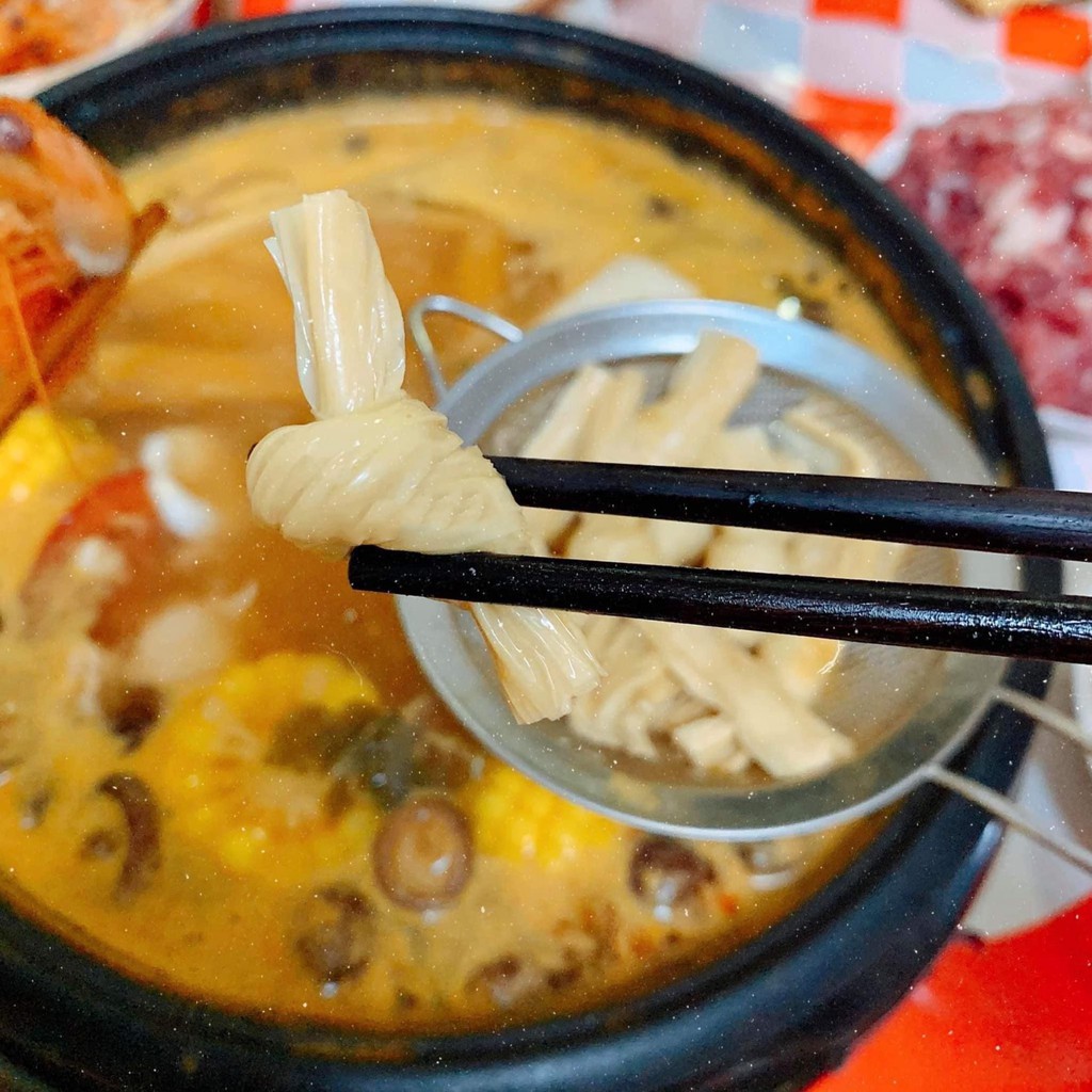 Tàu Hũ Ky Tươi Cuộn Nơ Trong Hadilao Nhúng Thả Lẩu🍲Giao HỎA TỐC nội thành Hà Nội🍲Hủ Trúc Váng Đậu Tươi Fresh Soy Knot | BigBuy360 - bigbuy360.vn