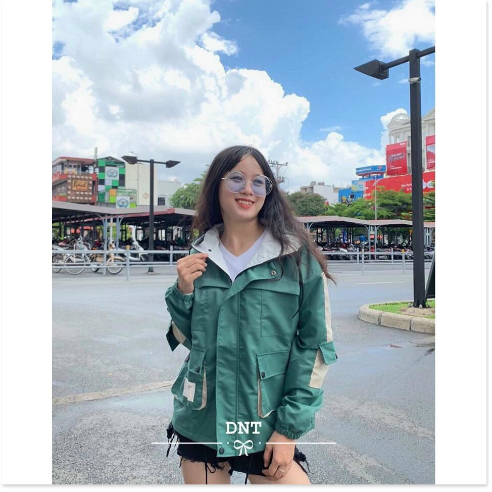 ÁO KHOÁC NỮ KAKI 6 TÚI 2 MÀU SINH ĐỘNG,CHẤT LIỆU VÔ CÙNG THOÁNG MÁT THỜI TRANG MỚI KME