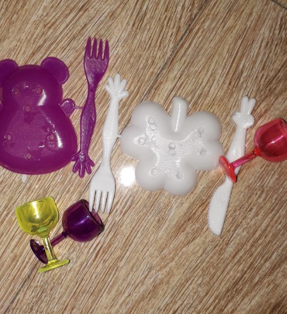 Sét 10 cái ly muỗng và dĩa mini bằng nhựa có nhiều màu