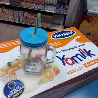 Sữa chua uống yomilk 170ml ! Tặng cốc xinh xắn