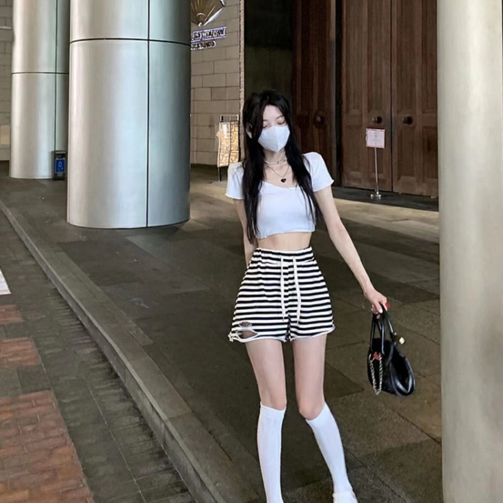 SUXI Quần ngắn ống rộng Lưng Cao Dáng Chữ A Họa Tiết Kẻ Sọc Thiết Kế Rách Thời Trang Mùa Hè Trẻ Trung