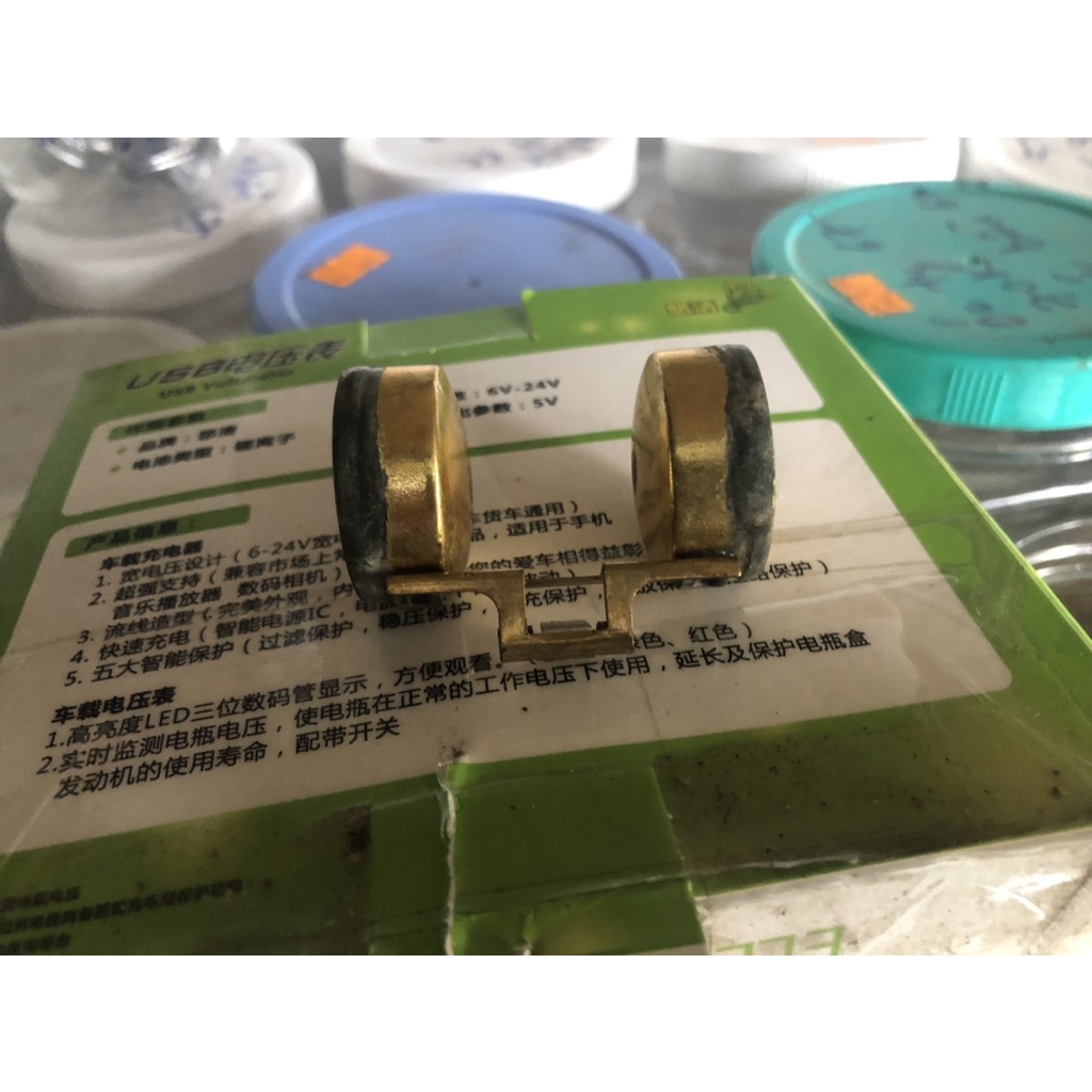 Phao xăng bằng đồng thau cho bình xăng con đít gài xe honda 67