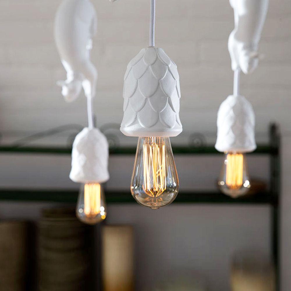 Đèn Trần Nhà Bằng Nhựa Resin Hình Chú Sóc Nhà Bếp Mới