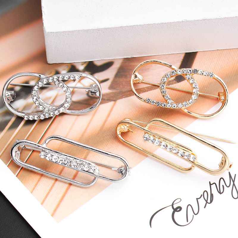 Ghim Cài Áo Hình Kim Băng Mạ Màu Độc Đáo