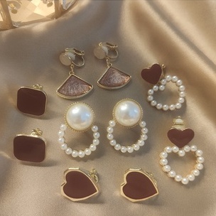 Set Khuyên Tai Dạng Kẹp Không Cần Lỗ Phong Cách Retro Hàn Quốc Cho Nữ