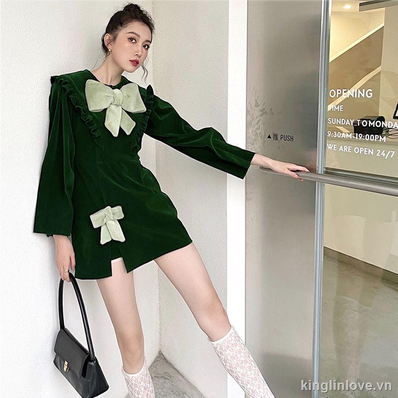 Đầm thiết kế thắt nơ phong cách giáng sinh và năm mớ