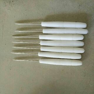 Dùi làm dấu
