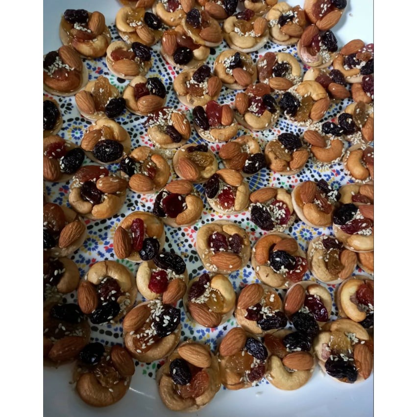 [Mã 77FMCGSALE1 giảm 10% đơn 250K] BÁNH ĐỒNG TIỀN MIX HẠNH NHÂN+HẠT ĐIỀU+NHO KHÔ HŨ 300R | BigBuy360 - bigbuy360.vn