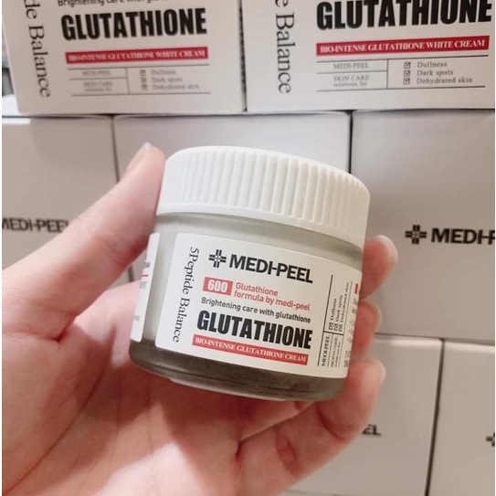 Kem dưỡng Medi Peel trắng da nâng tông Glutathione 600 White Cream Medi Peel