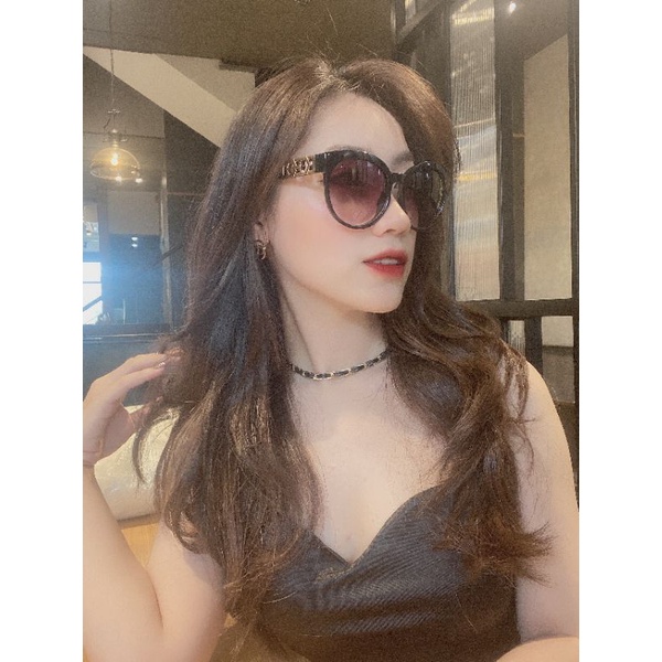 Kính HM xước thanh lý còn 150k chính hãng, có mail mua hàng chính hãng