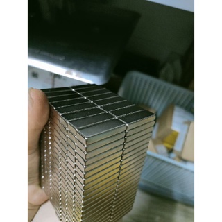 3 Nam châm 30*10*5 siêu mạnh hình chữ nhật đất hiếm siêu mạnh