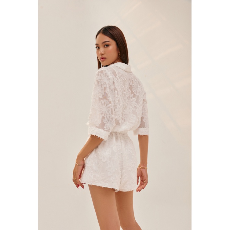 Nene Clothing - Playsuit trắng tay lửng