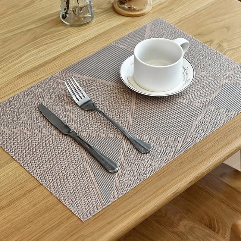 Set 6 Tấm Lót Bàn Ăn Cách Nhiệt Chống Thấm Nước Màu Đen Phong Cách Châu Âu