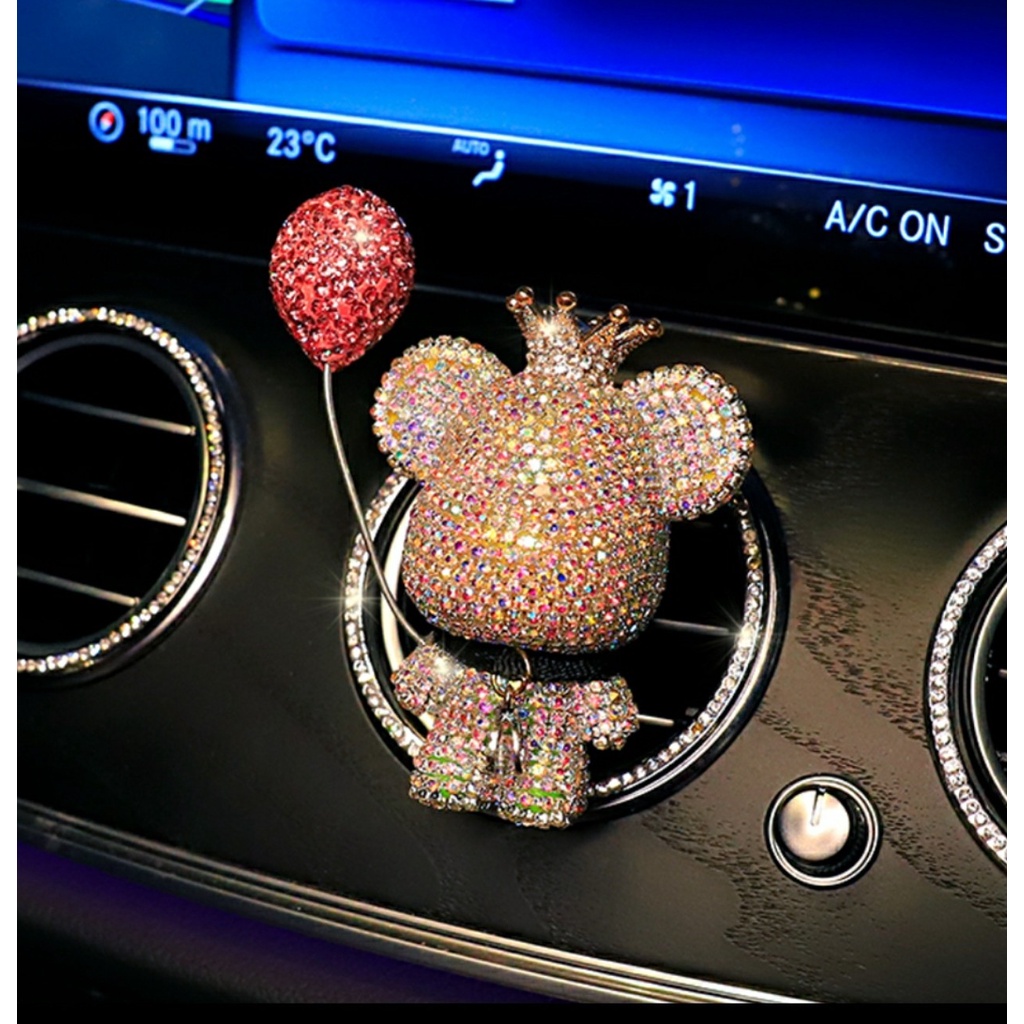 Sáp thơm cài cửa gió ôtô hình gấu Gloomy Bear cầm bóng bay đính đá sang trọng dễ thương