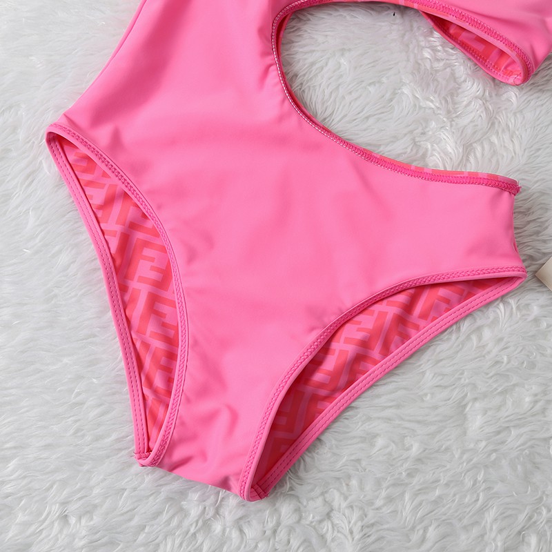 Đồ bơi 1 mảnh màu hồng thiết kế gợi cảm cho nữ/8806